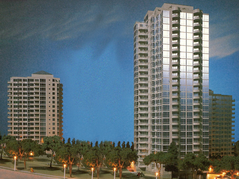 Strathmore Tower, Vancouver, Canada (1994)